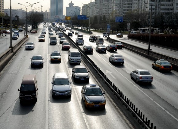 北京将制定交通拥堵费:减免新能源汽车停车费